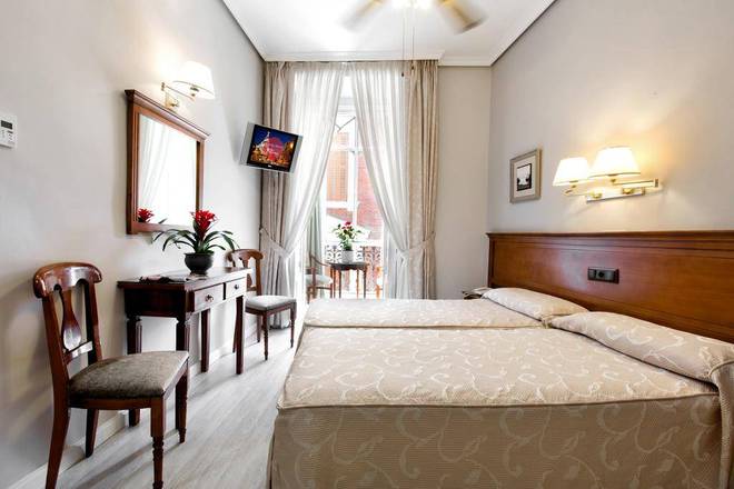 Hostal La Macarena, Madrid