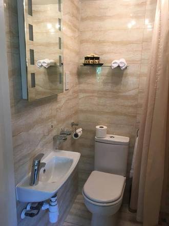 George Hotel, London