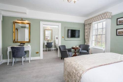 Stauntons on the Green Guesthouse, Dublin