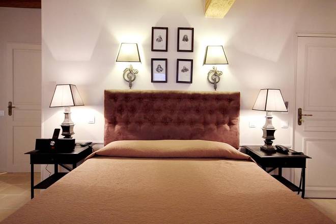 Hotel Saint-Louis Marais, Paris