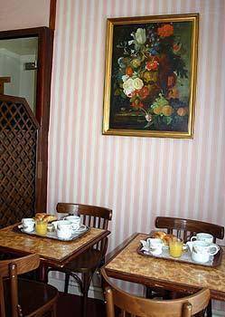 Hotel De La Vallee, Paris