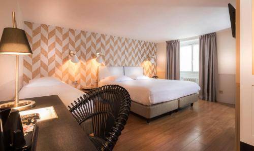 Hôtel Jeanne d'Arc, Paris