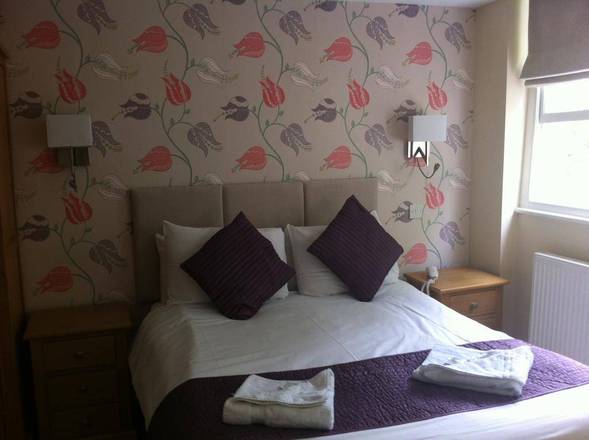 George Hotel, London