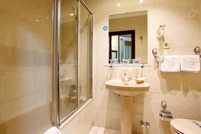 Hostal La Macarena, Madrid