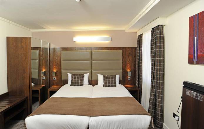 Mercure London Paddington Hotel, London