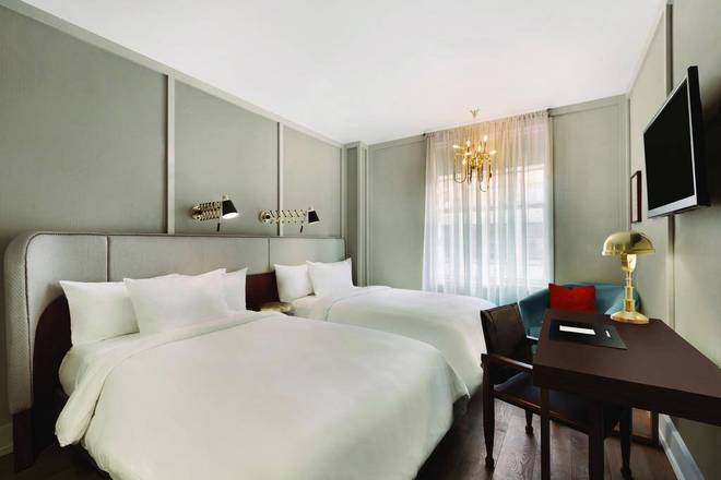 The Evelyn (Formerly Gershwin Hotel), New York