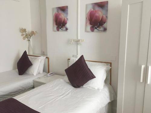 George Hotel, London