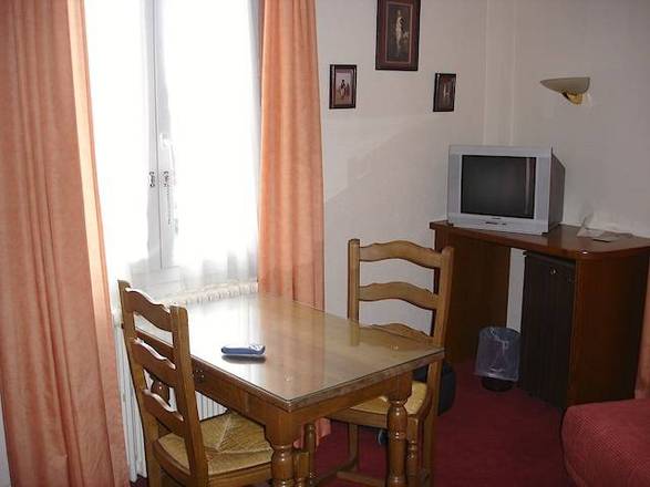 H&ocirc;tel Londres Saint Honor&eacute;, Paris