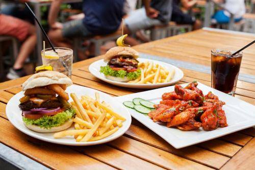 St. Christopher's at the Winston, Amsterdam