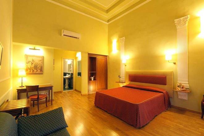 Hotel Bretagna, Florence