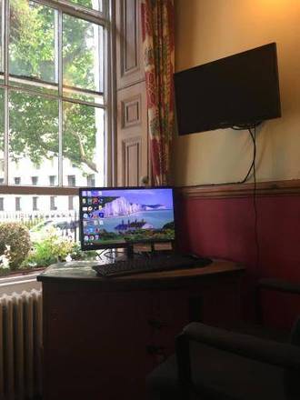 George Hotel, London