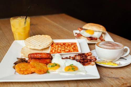 St. Christopher's at the Winston, Amsterdam