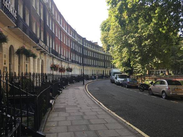 George Hotel, London