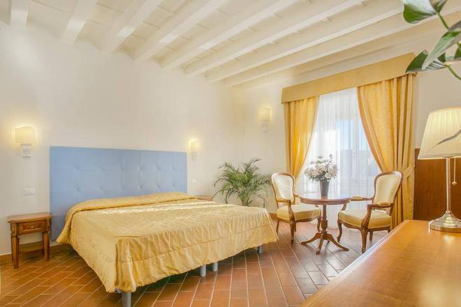 Hotel Bretagna, Florence
