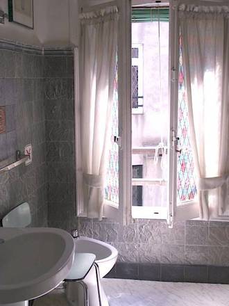 Hostal A. Nebrija, Madrid