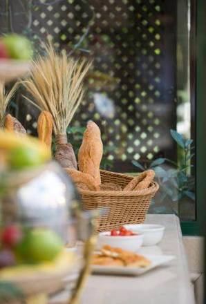 Hera Hotel, Athens