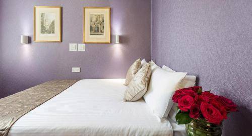 Lord Kensington Hotel, London