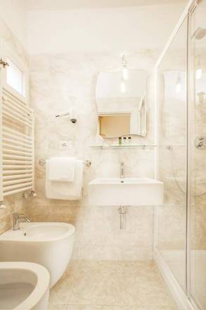 Hotel Bretagna, Florence