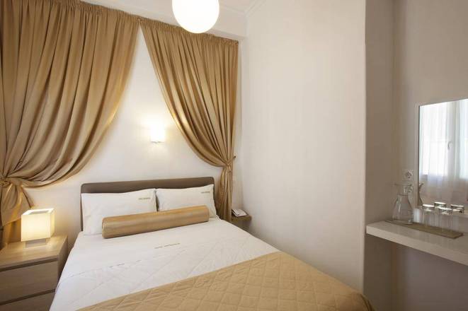 Metropolis Hotel, Athens