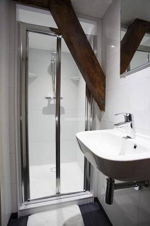 St. Christopher's at the Winston, Amsterdam