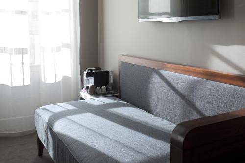 Hotel Saint Dominique, Paris