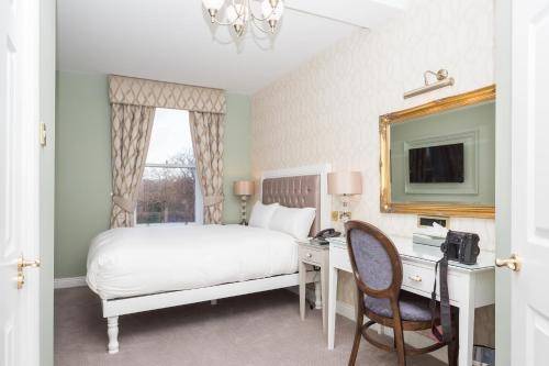 Stauntons on the Green Guesthouse, Dublin