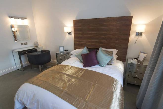 Commodore Hotel, London