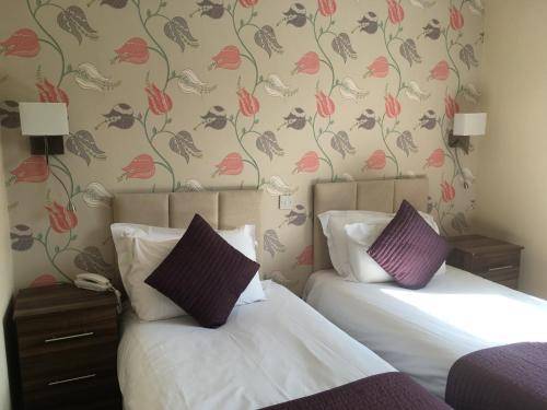 George Hotel, London