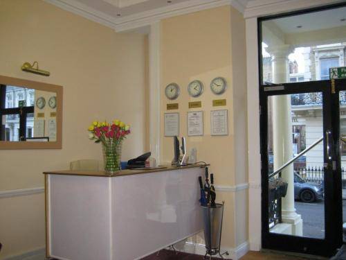 Lord Kensington Hotel, London