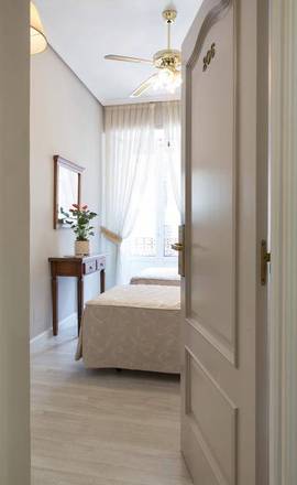 Hostal La Macarena, Madrid