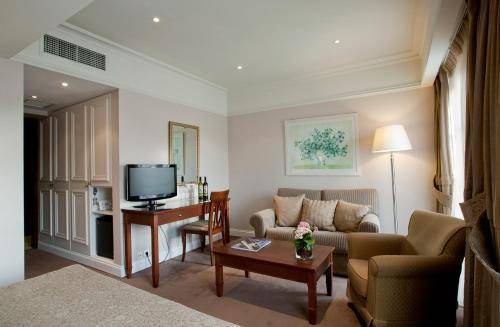 Hera Hotel, Athens