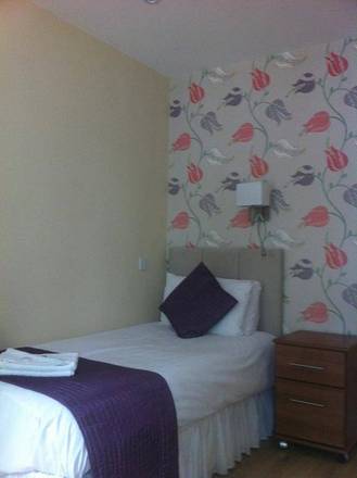 George Hotel, London