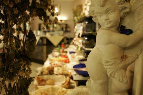 Hotel Deutsches Theater, Munich