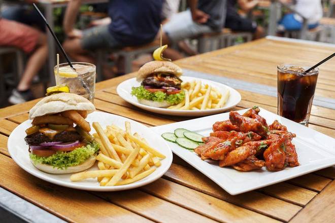 St. Christopher's at the Winston, Amsterdam