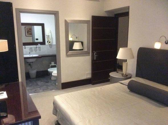 Hotel Giuggioli, Rome