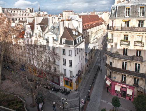 Hotel Minerve, Paris