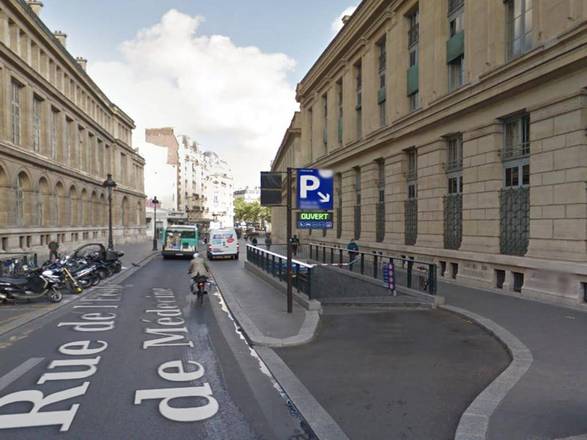 Hôtel Saint Pierre, Paris