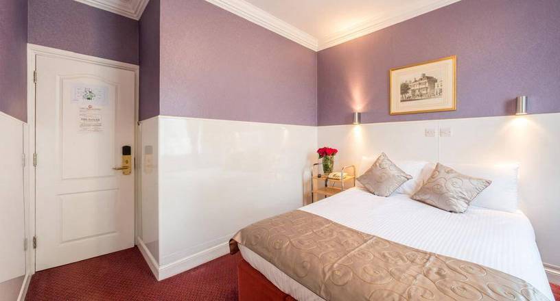 Lord Kensington Hotel, London
