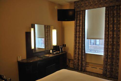 Washington Square Hotel, New York
