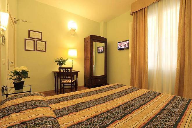 Hotel Bretagna, Florence