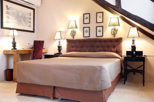 Hotel Saint-Louis Marais, Paris