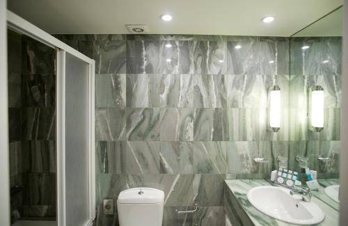 Hera Hotel, Athens
