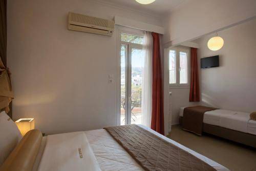 Metropolis Hotel, Athens