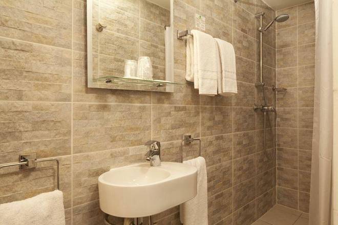 H&ocirc;tel Londres Saint Honor&eacute;, Paris