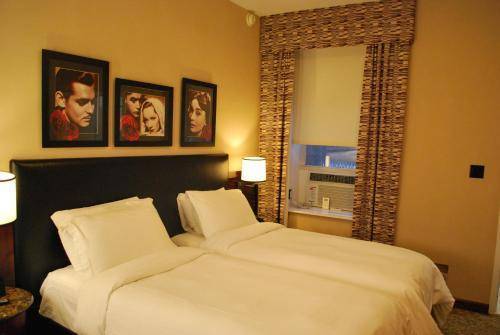 Washington Square Hotel, New York