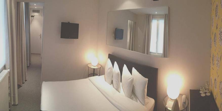 Hotel 29 Lepic, Paris