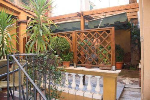 Trastevere Hotel Cisterna, Rome