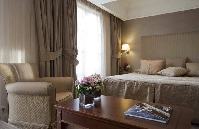 Hera Hotel, Athens