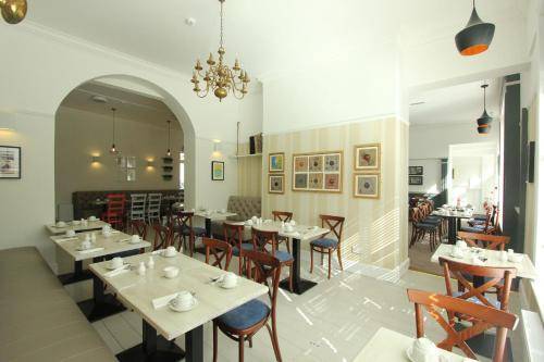 Castle Hotel, Dublin