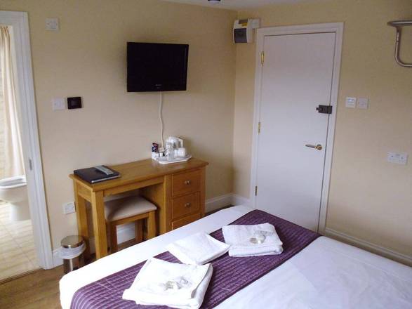 George Hotel, London
